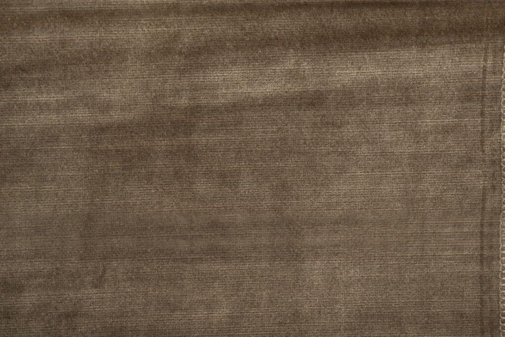 Dorian Velvet Truffle